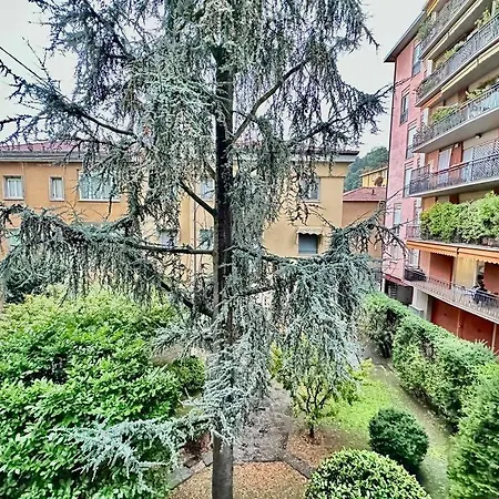 Apartment Luxury House Near The Funicular